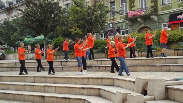 tai chi - Harmnia napja 2014 Miskolc - Szinva terasz