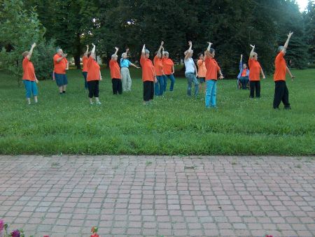 tai chi - gyakorls a szabadban